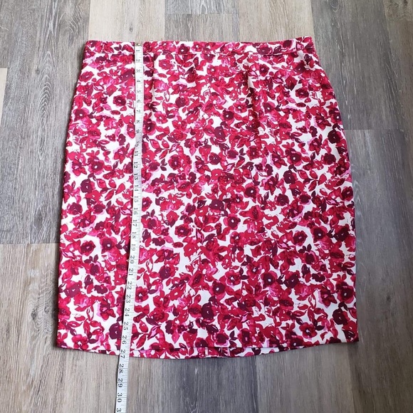 ππHPπππππBeautiful skirt - Picture 3 of 16